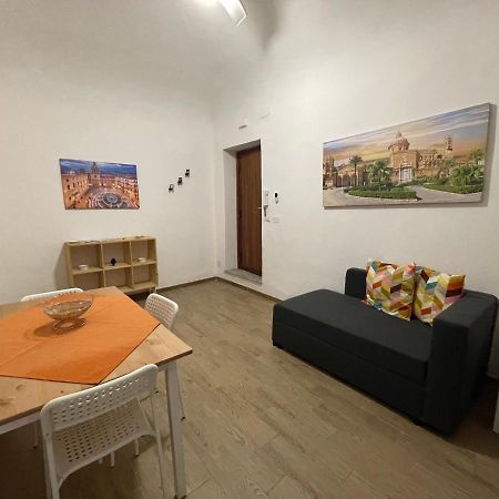 Le Colonne Del Massimo Apartment 팔레르모 외부 사진
